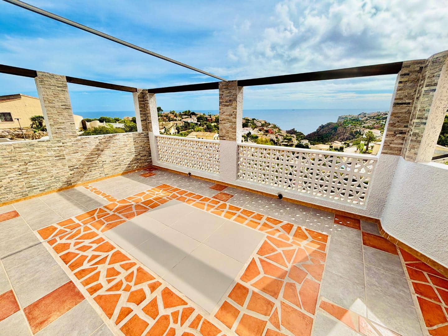 2 bedroom Villa for sale in Cumbre del Sol - € 375,000 (Ref: 8657738)
