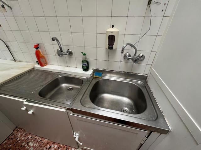 Local Commercial à louer à Pedreguer - 550 € (Ref: 8723425)
