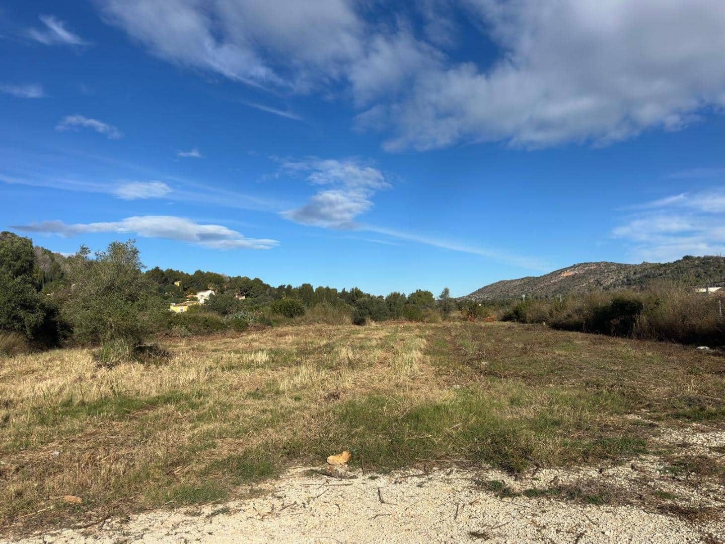 Grunde uden byggetilladelser til salg i Pedreguer - € 25.000 (Ref: 8887132)