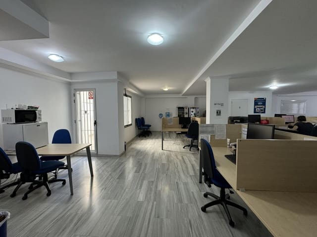 Kontor til salg i Centro Urbano, Dénia - € 310.000 (Ref: 8981027)