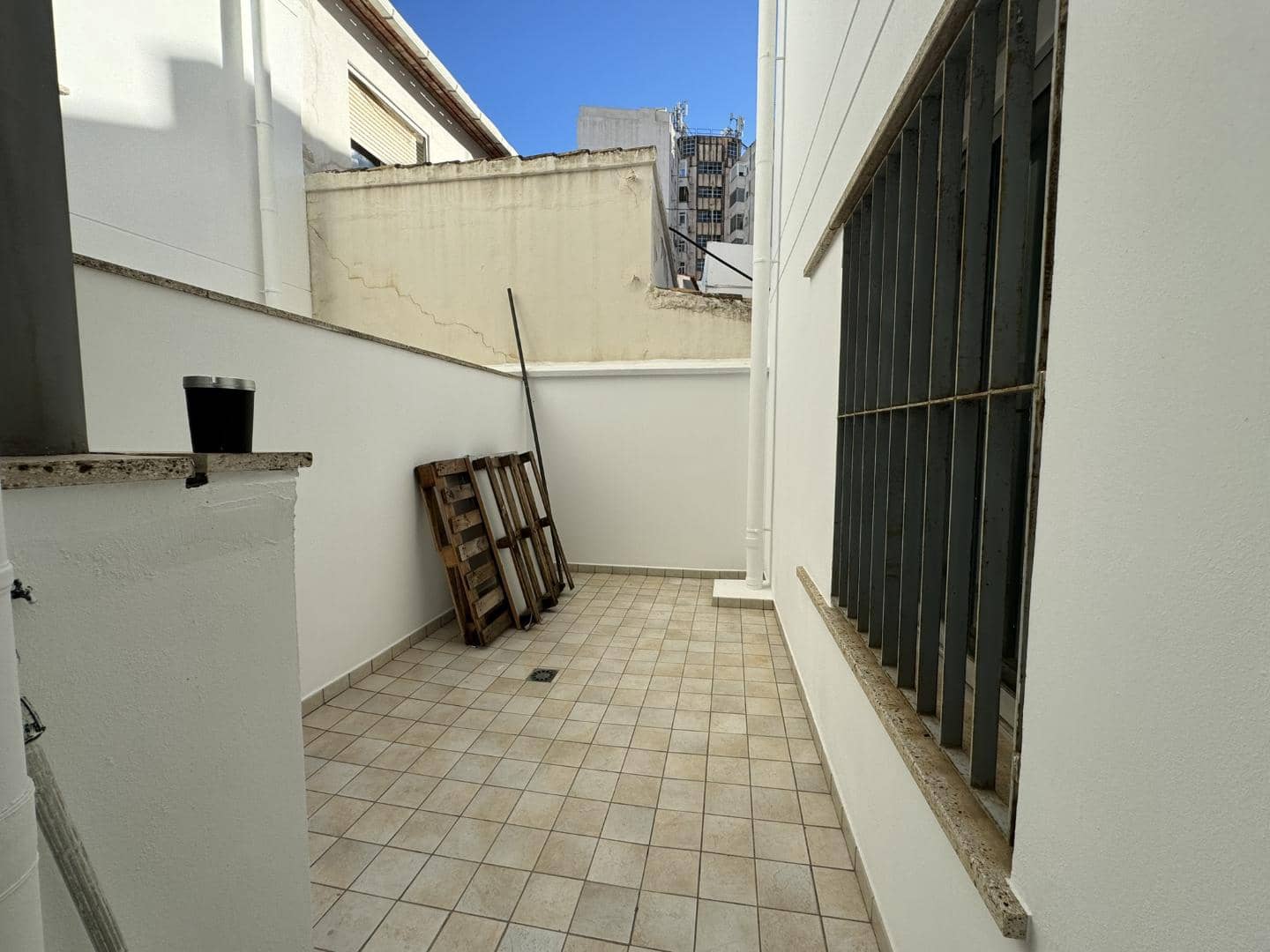 Bureau à vendre à Denia - 310 000 € (Ref: 8981027)