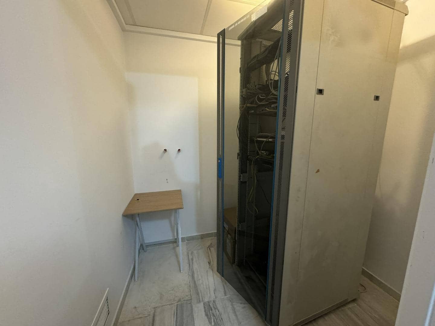 Bureau à vendre à Denia - 310 000 € (Ref: 8981027)