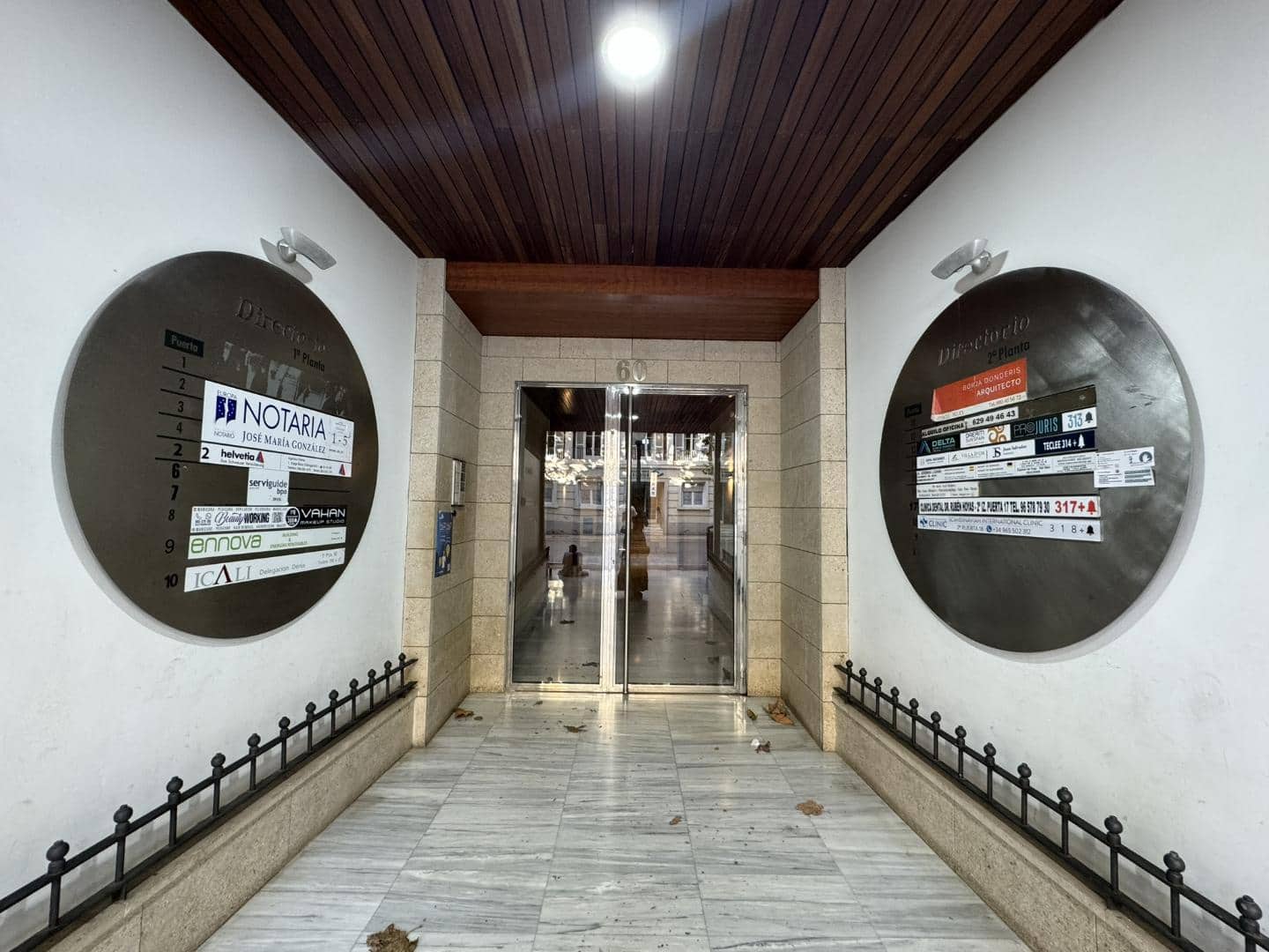 Bureau à vendre à Denia - 310 000 € (Ref: 8981027)