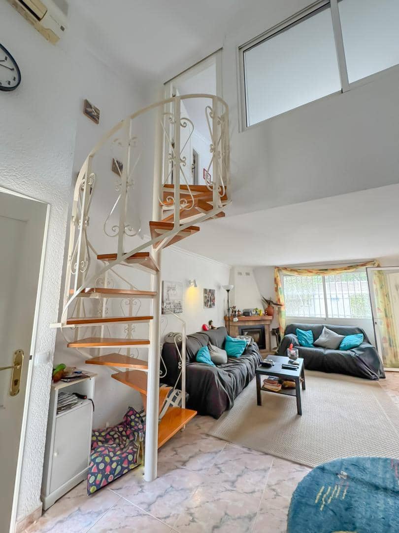 4 soverom Rekkehus til salgs i Denia med svømmebasseng - € 357 000 (Ref: 8981832)