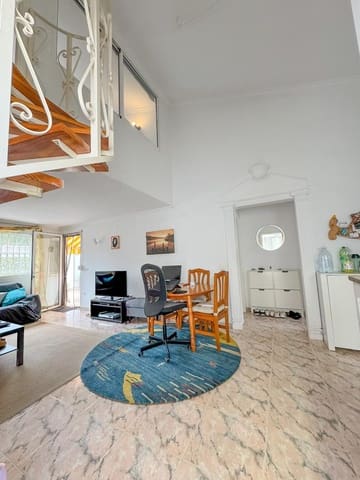 4 soverom Rekkehus til salgs i Centro Urbano, Dénia med svømmebasseng - € 357 000 (Ref: 8981832)