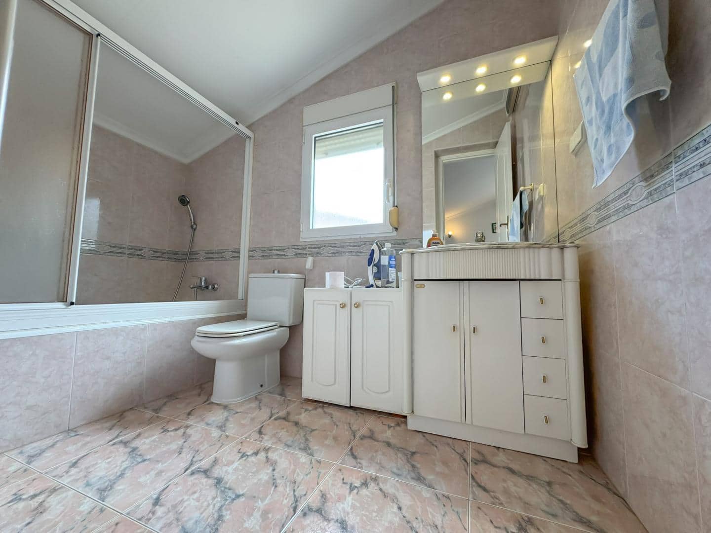 4 soverom Rekkehus til salgs i Denia med svømmebasseng - € 357 000 (Ref: 8981832)