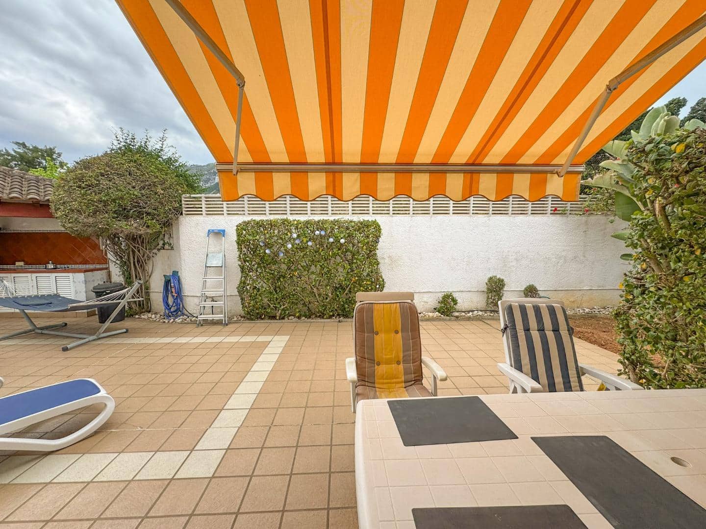 4 soverom Rekkehus til salgs i Denia med svømmebasseng - € 357 000 (Ref: 8981832)