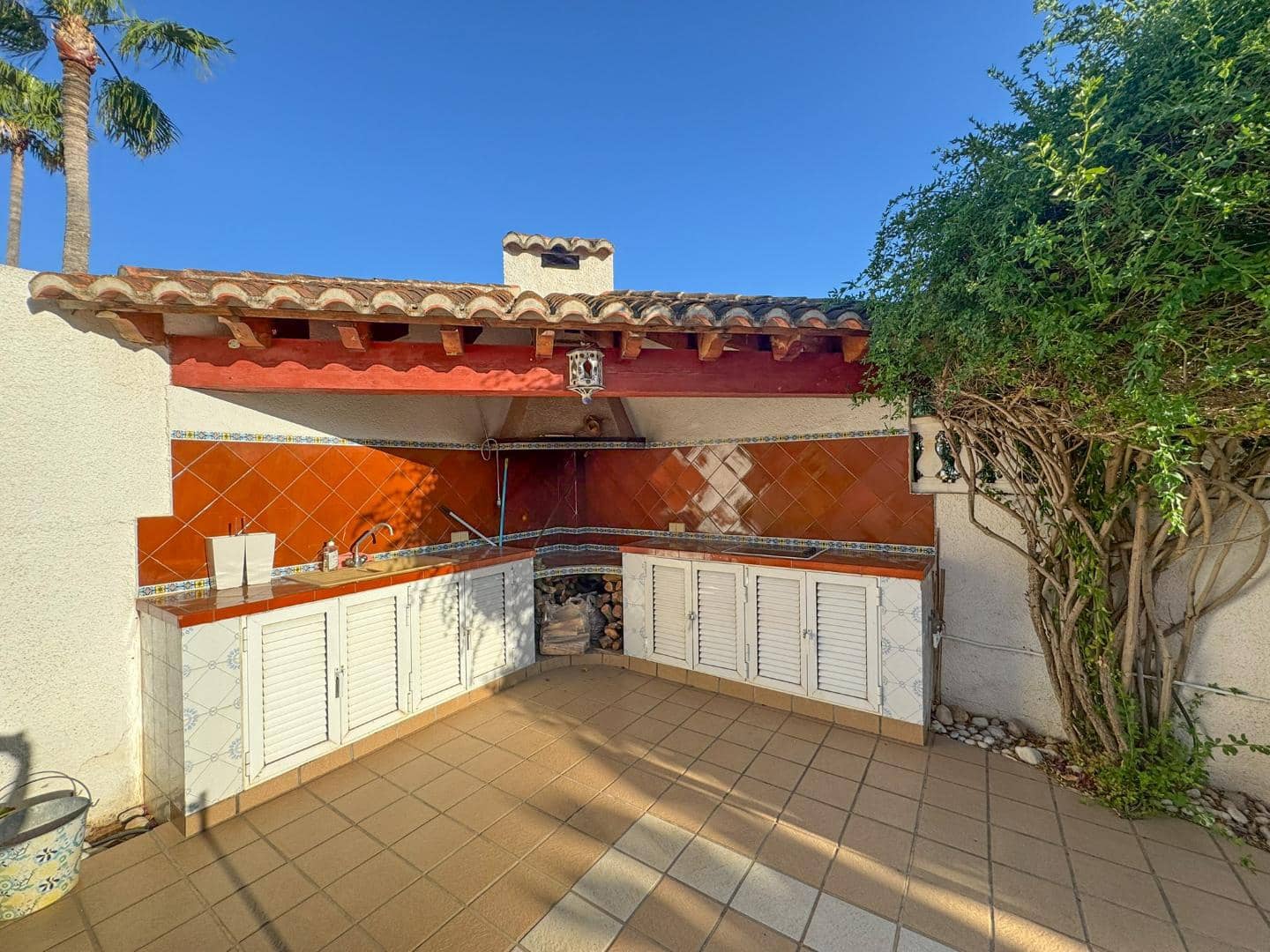 4 soverom Rekkehus til salgs i Denia med svømmebasseng - € 357 000 (Ref: 8981832)