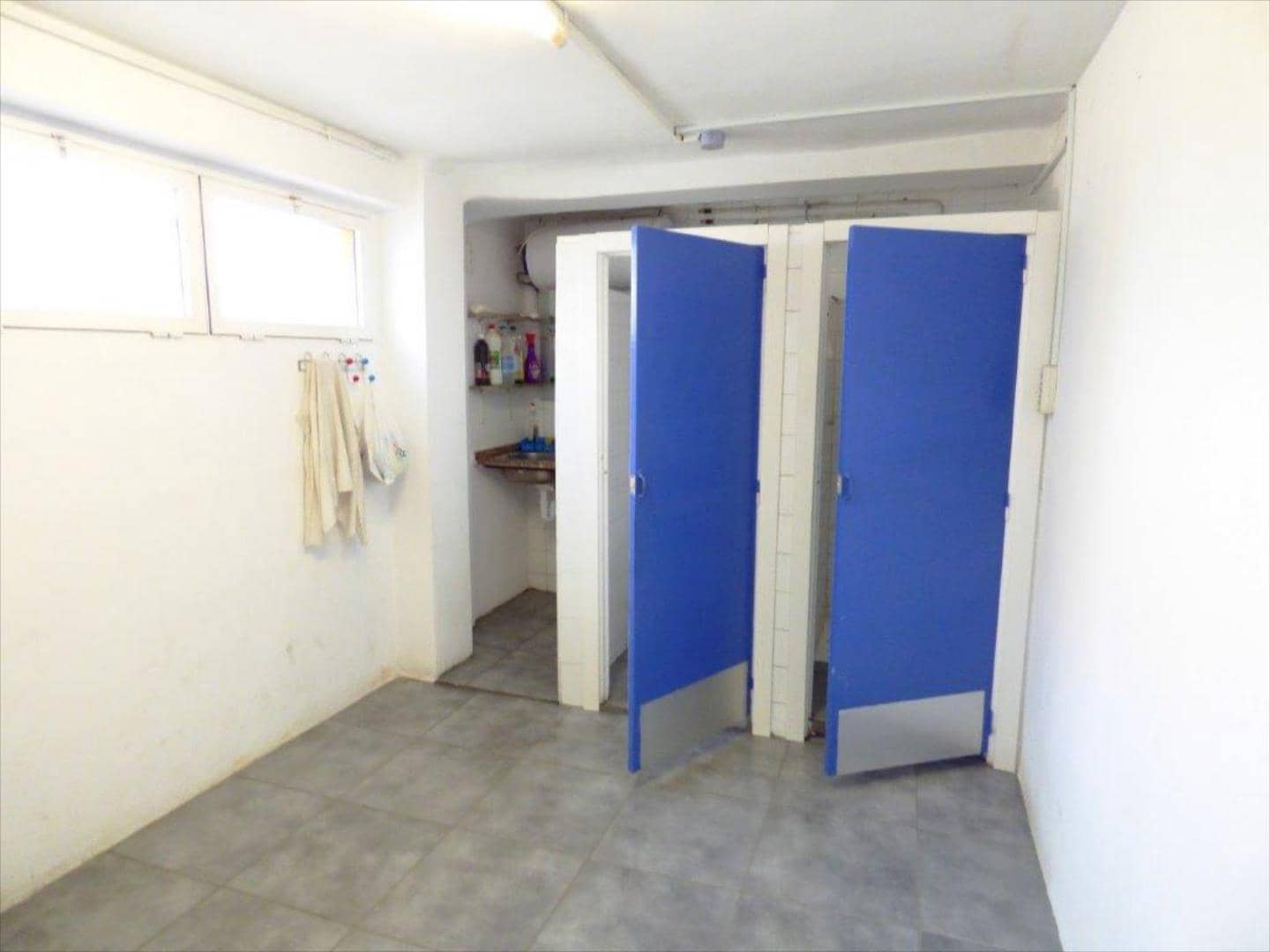 Commercieel te huur in Denia - € 3.900 (Ref: 9104947)
