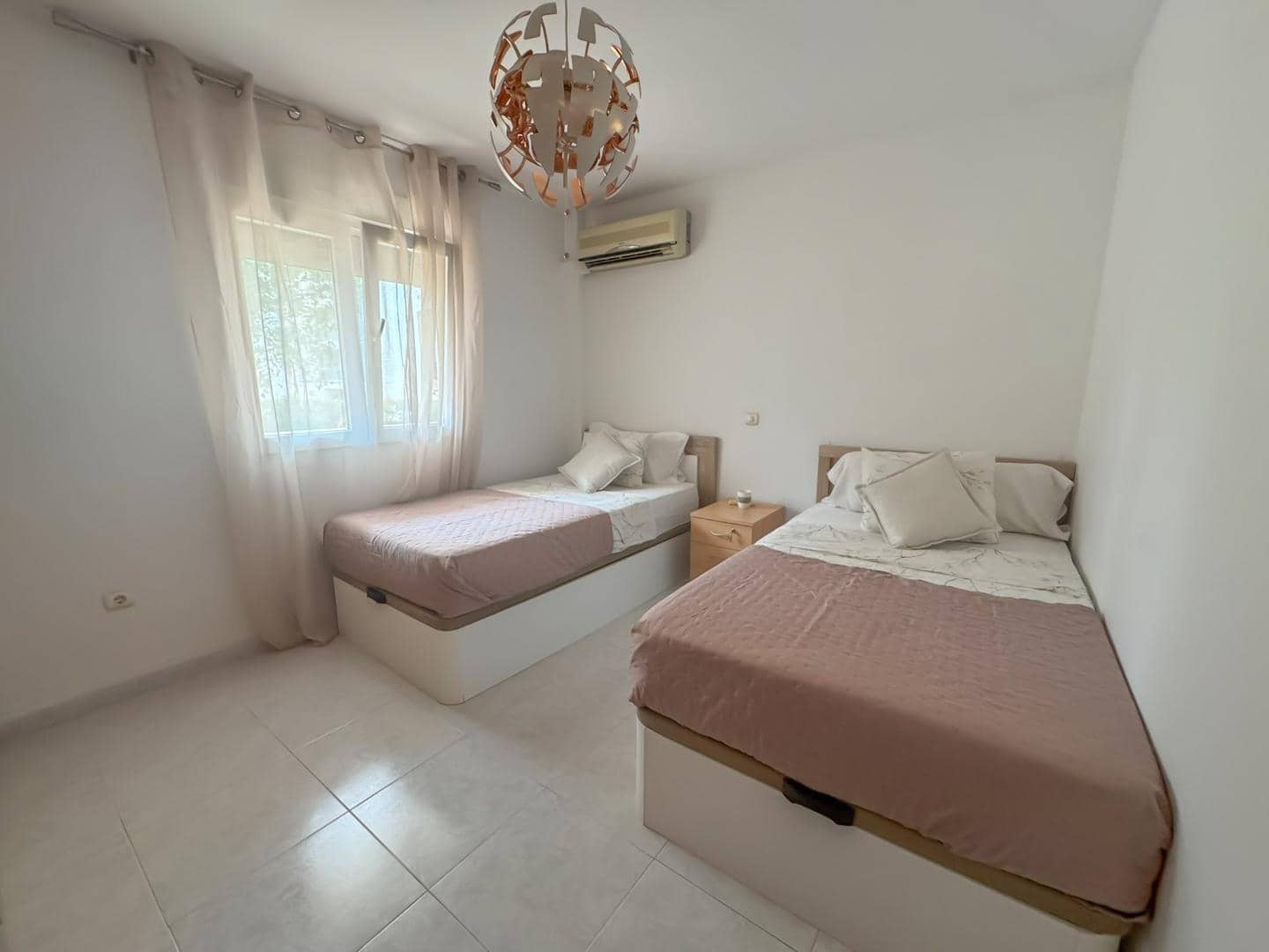 2 sovrum Lägenhet att hyra i Denia med pool - 900 € (Ref: 9194190)