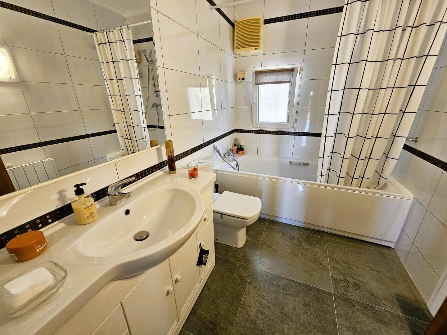 3 sypialnia Willa na sprzedaż w Javea / Xabia z basenem - 795 000 € (Ref: 9306769)