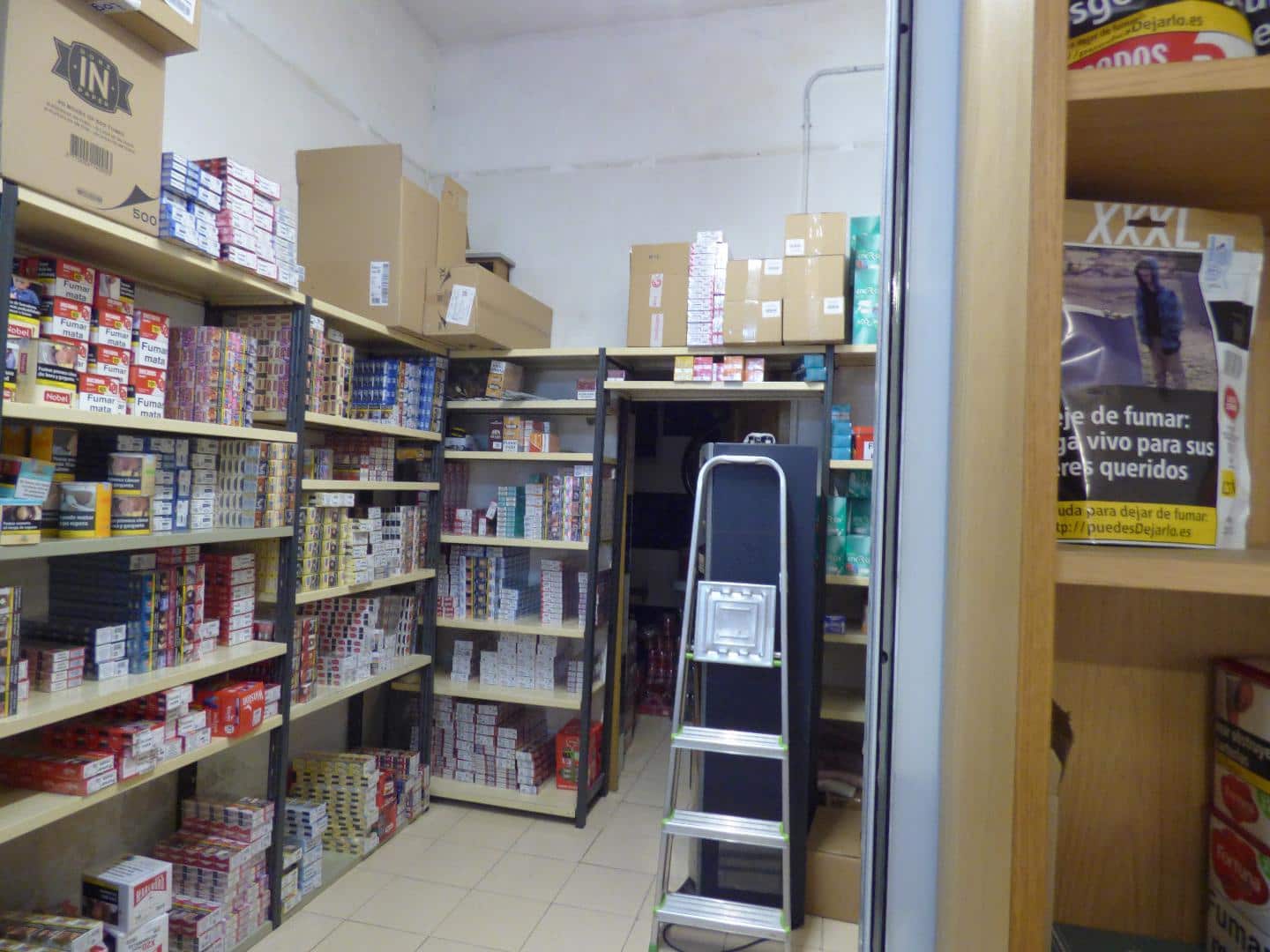 Kommersiell till salu i Gata de Gorgos - 400 000 € (Ref: 9457753)