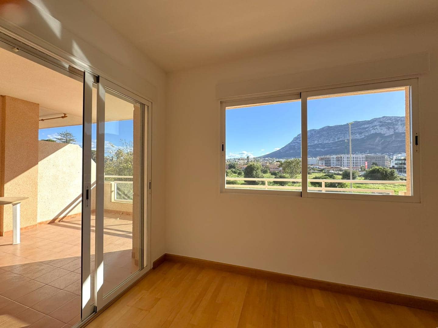 3 quarto Apartamento para venda em Denia - 265 000 € (Ref: 9465939)