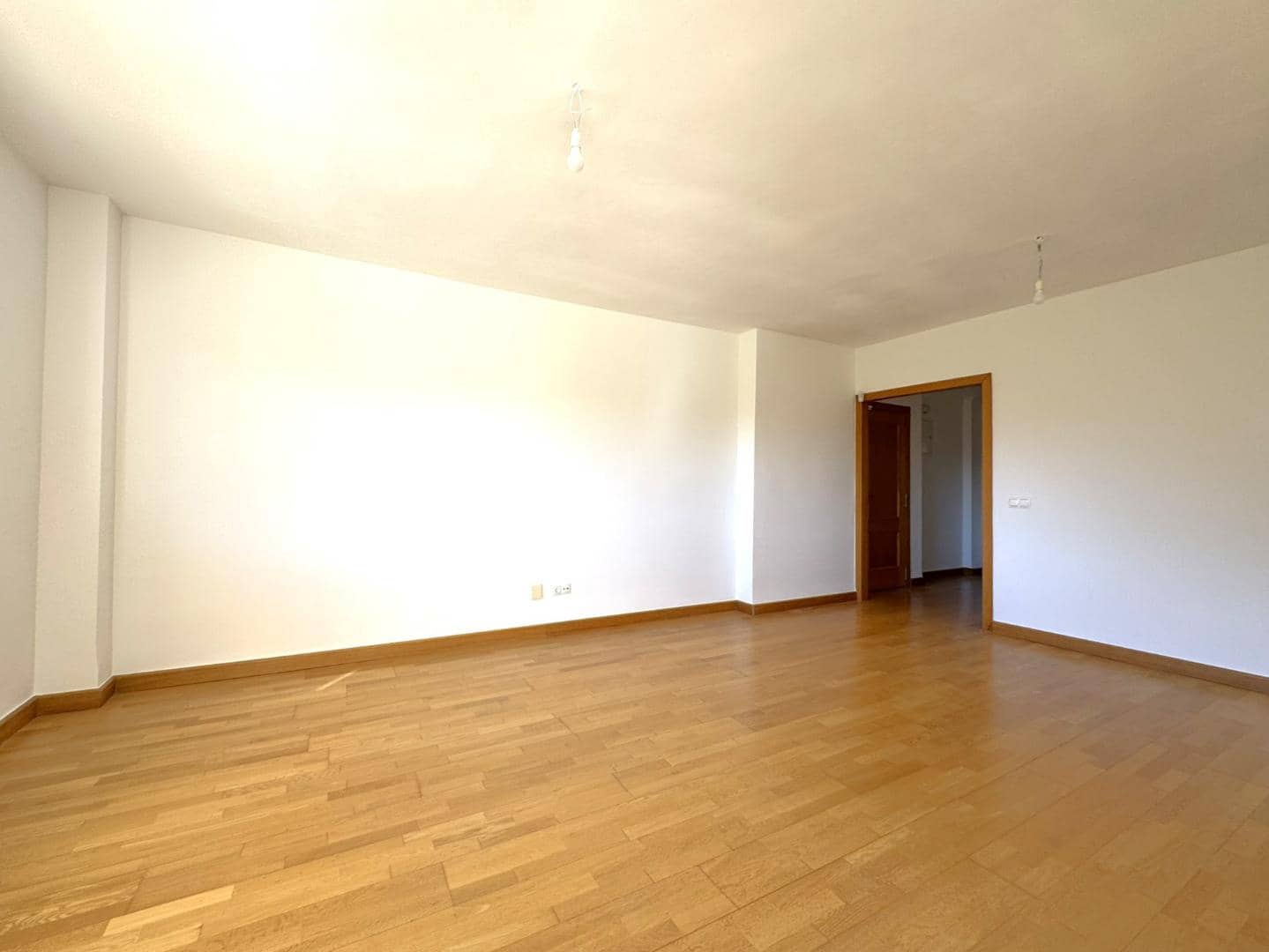 3 quarto Apartamento para venda em Denia - 265 000 € (Ref: 9465939)