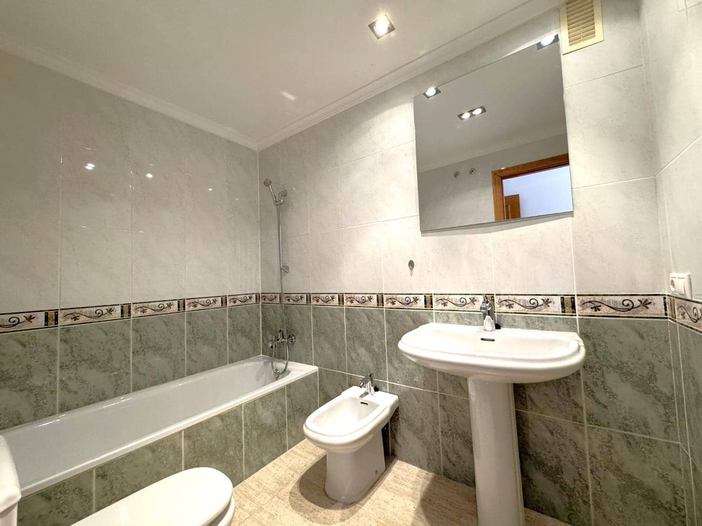 3 quarto Apartamento para venda em Denia - 265 000 € (Ref: 9465939)