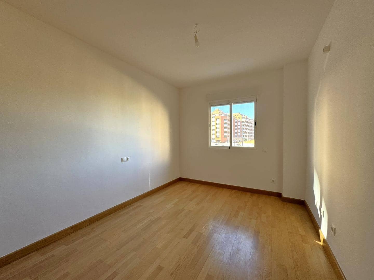 3 quarto Apartamento para venda em Denia - 265 000 € (Ref: 9465939)