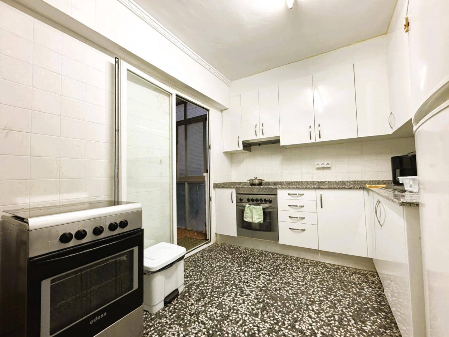 4 bedroom Flat for sale in Denia - € 179,000 (Ref: 9496475)