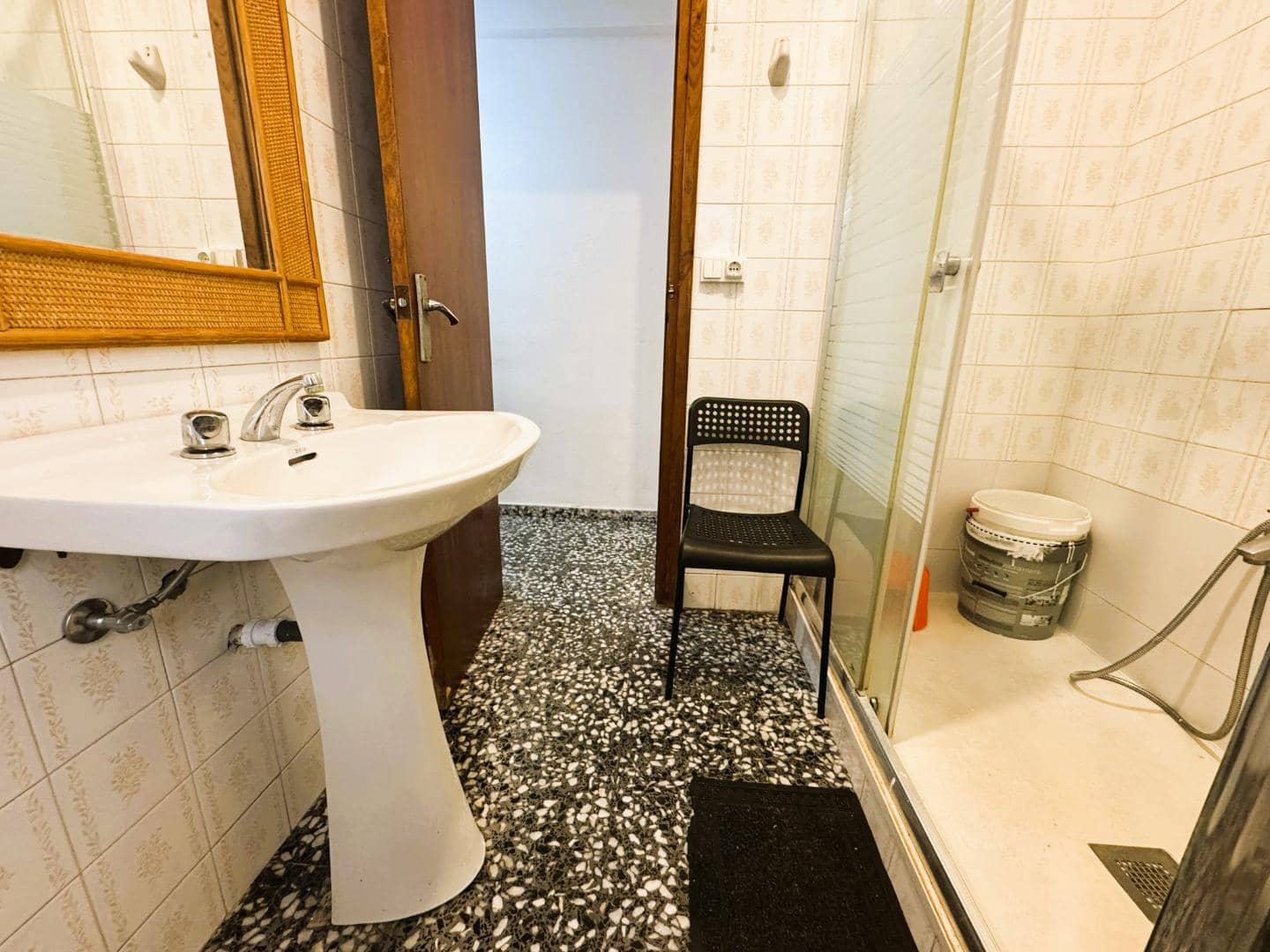 4 bedroom Flat for sale in Denia - € 179,000 (Ref: 9496475)