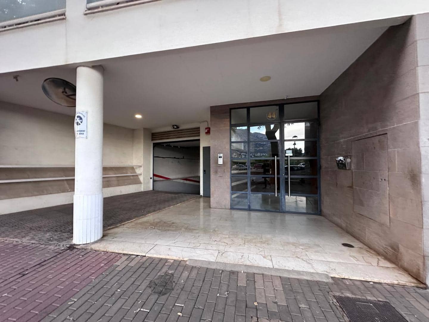 Garage for sale in Denia - € 23,000 (Ref: 9509262)