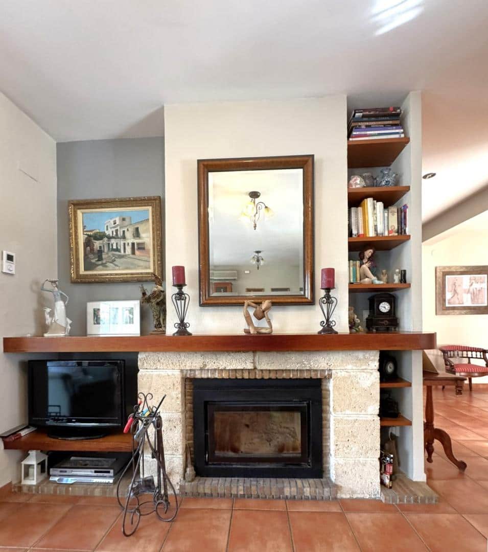 6 quarto Moradia para venda em Denia com piscina - 795 000 € (Ref: 9511177)