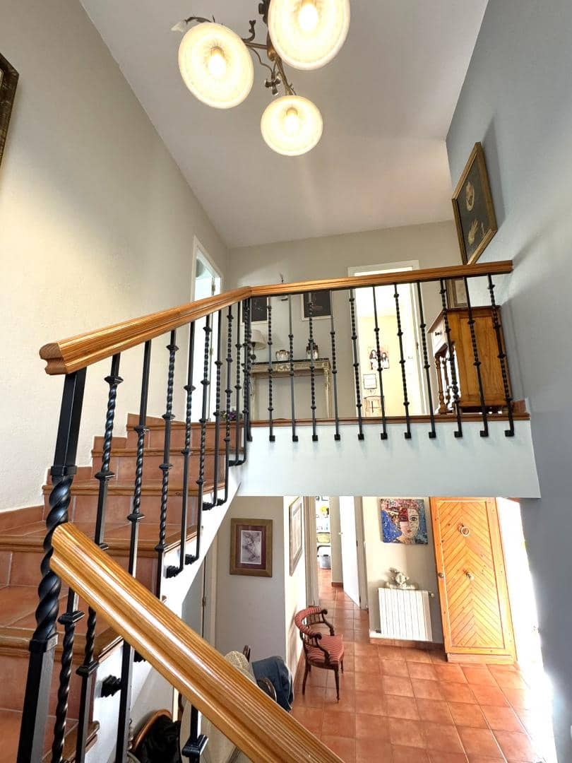 6 quarto Moradia para venda em Denia com piscina - 795 000 € (Ref: 9511177)