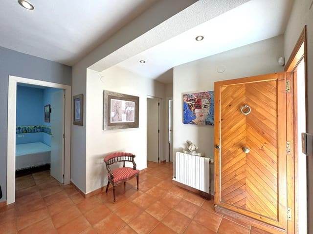 6 quarto Moradia para venda em El Montgó, Dénia com piscina - 795 000 € (Ref: 9511177)