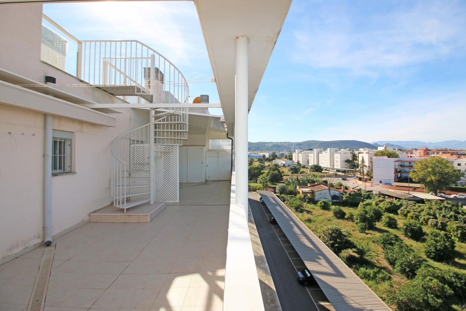 3 sovrum Takvåning till salu i Denia med pool - 420 000 € (Ref: 9512038)