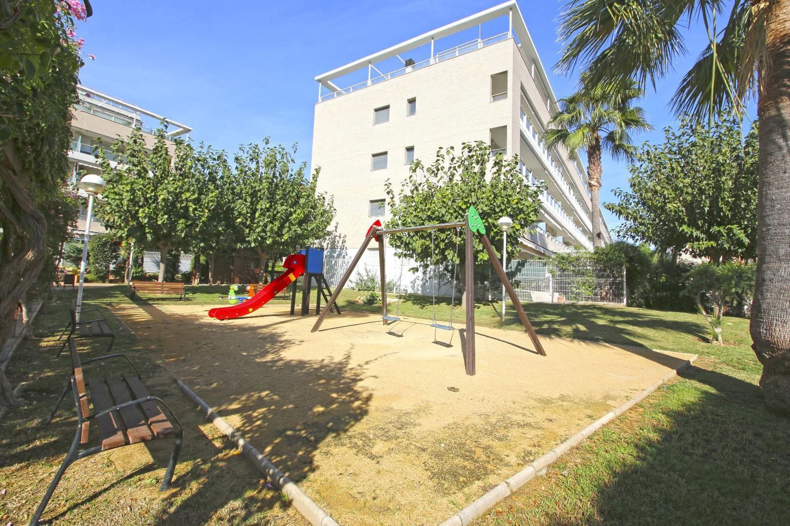 3 sovrum Takvåning till salu i Denia med pool - 420 000 € (Ref: 9512038)