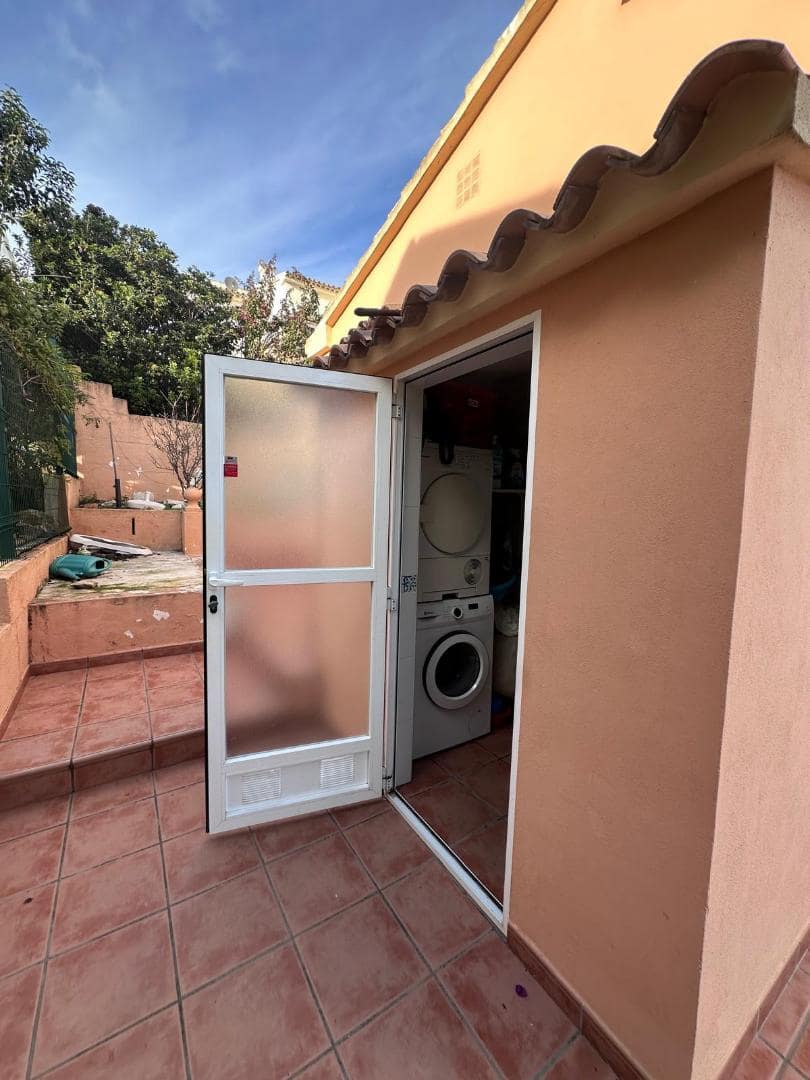 3 chambre Villa/Maison à vendre à Senija avec piscine - 320 000 € (Ref: 9521511)