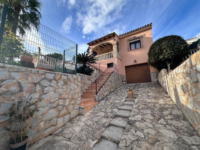 3 chambre Villa/Maison à vendre à Senija avec piscine - 320 000 € (Ref: 9521511)