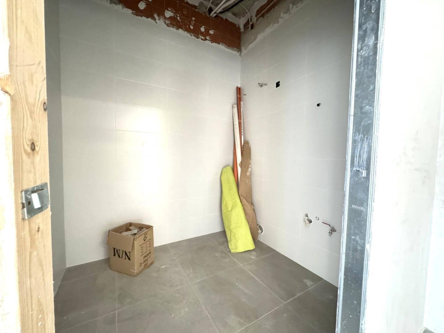 Kommersiell att hyra i Denia - 1 500 € (Ref: 9535263)