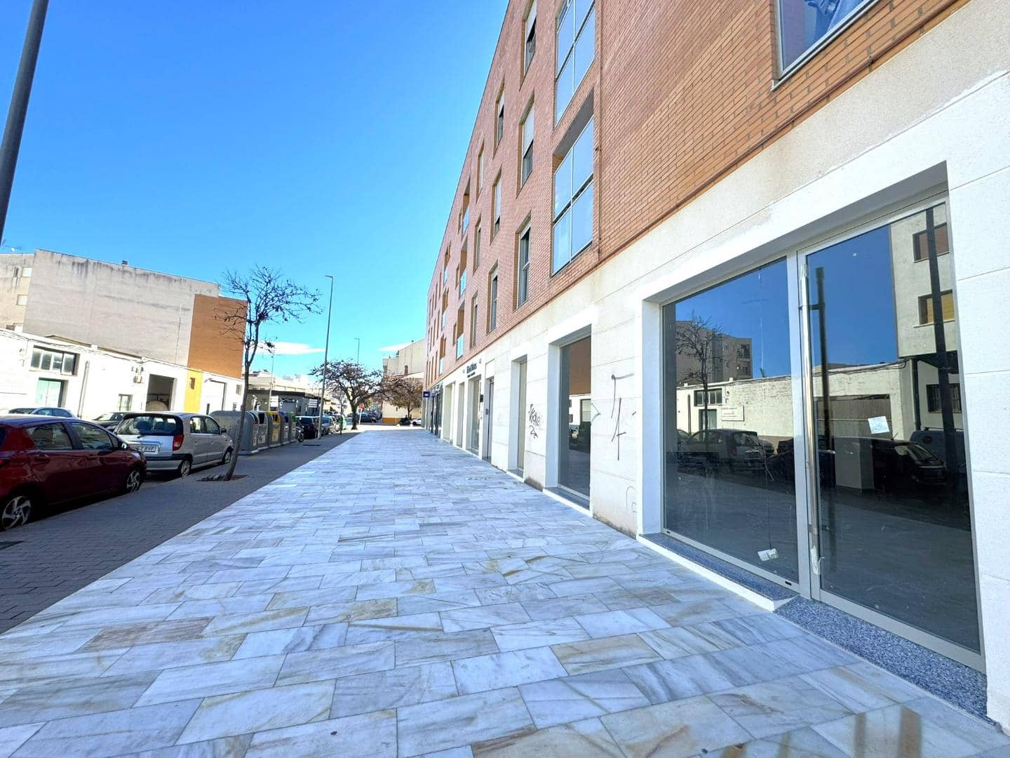 Kommersiell att hyra i Denia - 1 500 € (Ref: 9535263)