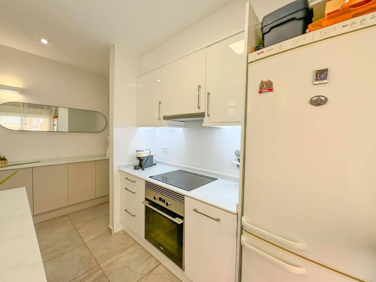 Appartement de 2 chambres à louer à Denia avec piscine garage - 900 € (Ref: 9637561)