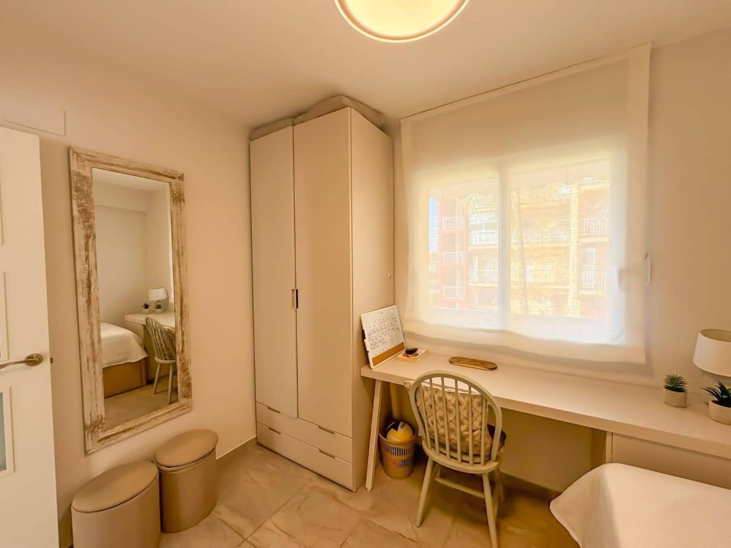 Appartement de 2 chambres à louer à Denia avec piscine garage - 900 € (Ref: 9637561)