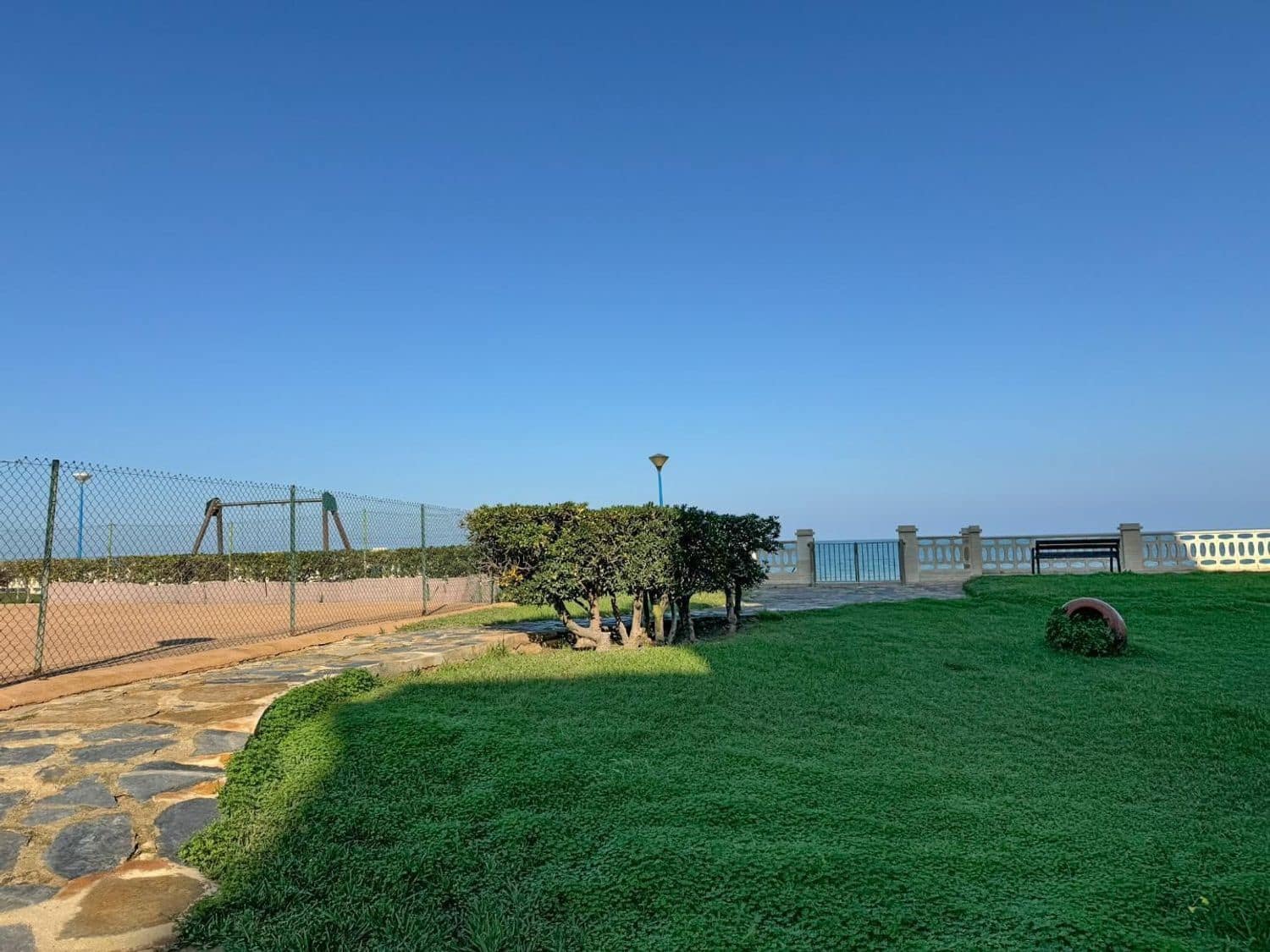 Appartement de 2 chambres à louer à Denia avec piscine garage - 900 € (Ref: 9637561)