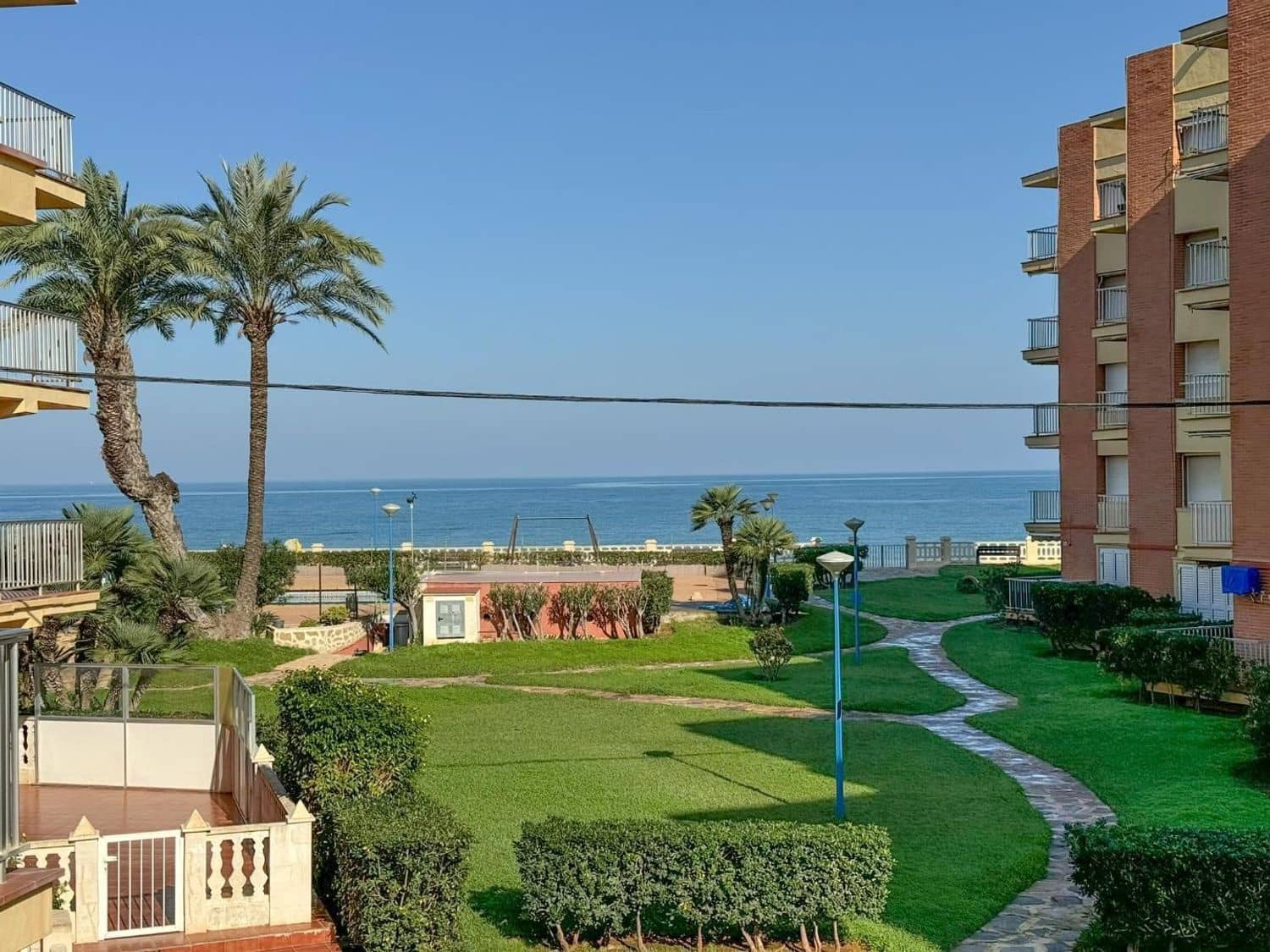 Appartement de 2 chambres à louer à Denia avec piscine garage - 900 € (Ref: 9637561)