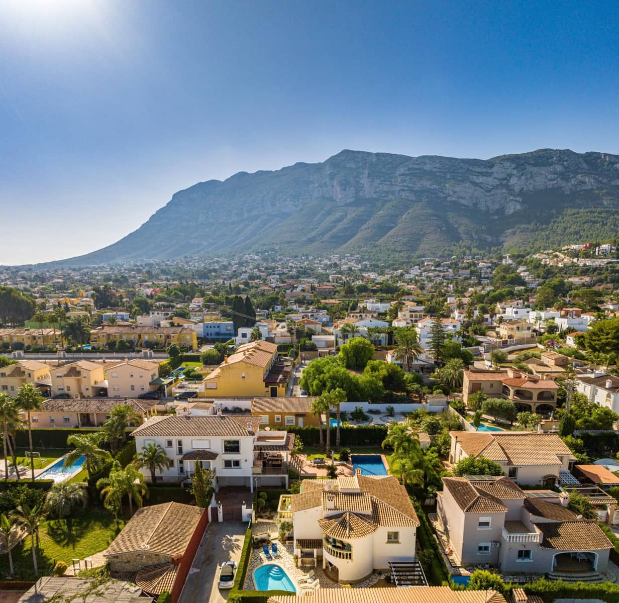 4 bedroom Villa for sale in Denia with pool garage - € 550,000 (Ref: 9637563)