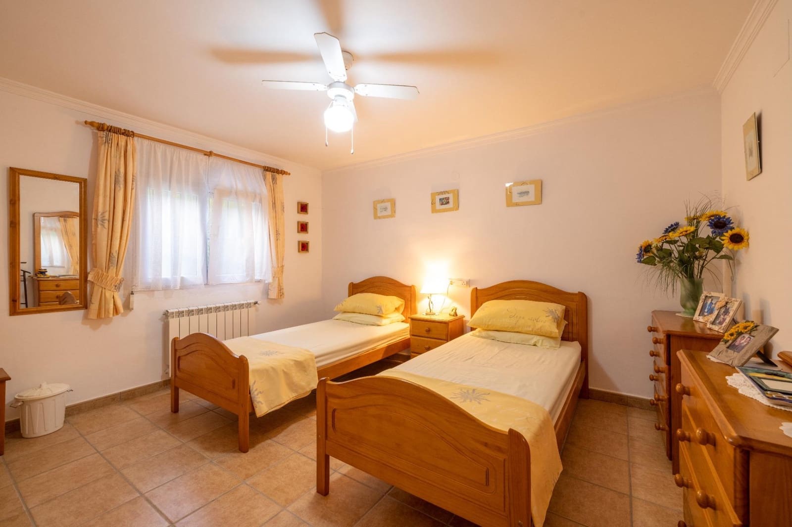 4 bedroom Villa for sale in Denia with pool garage - € 550,000 (Ref: 9637563)