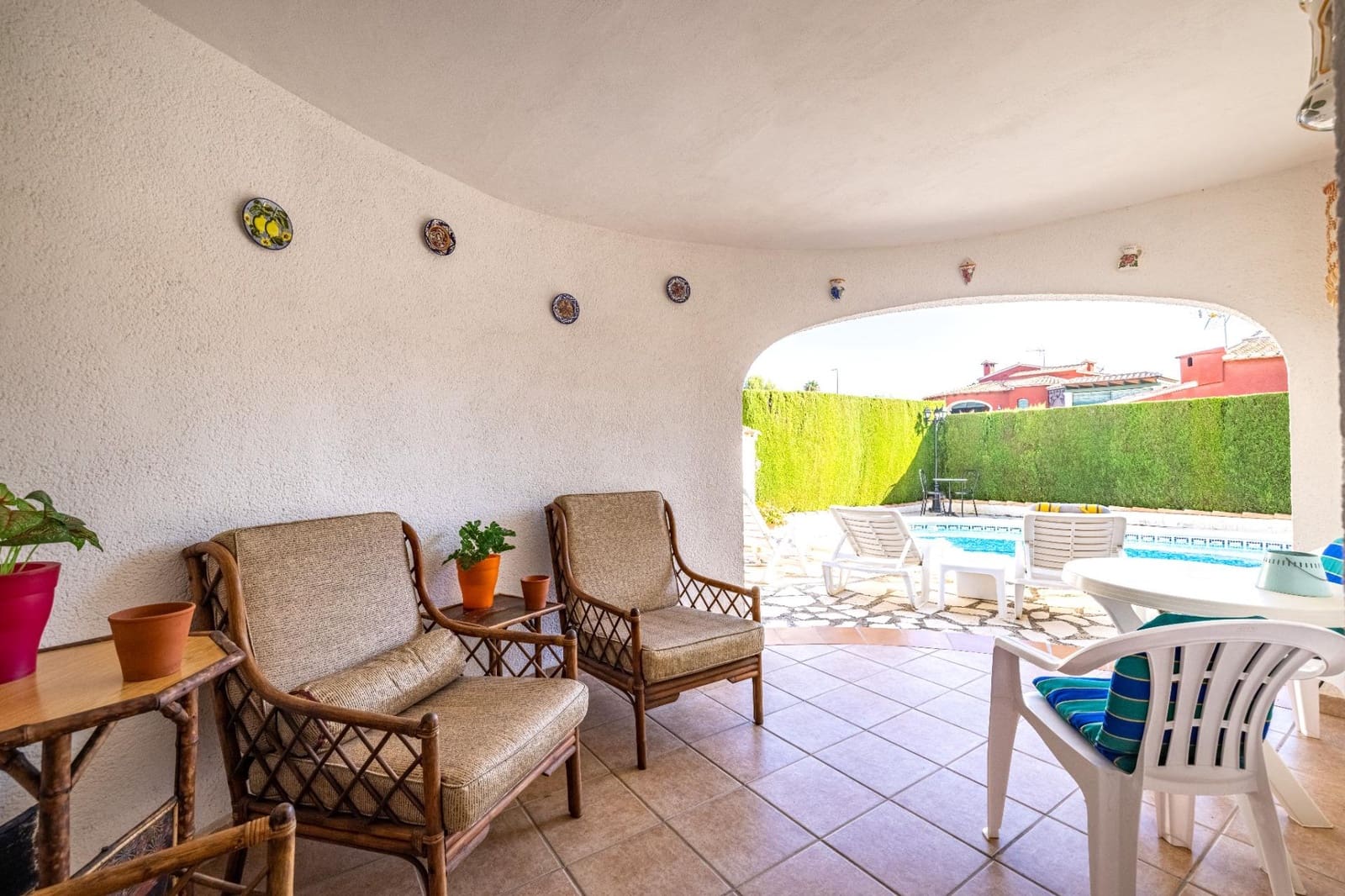 4 bedroom Villa for sale in Denia with pool garage - € 550,000 (Ref: 9637563)