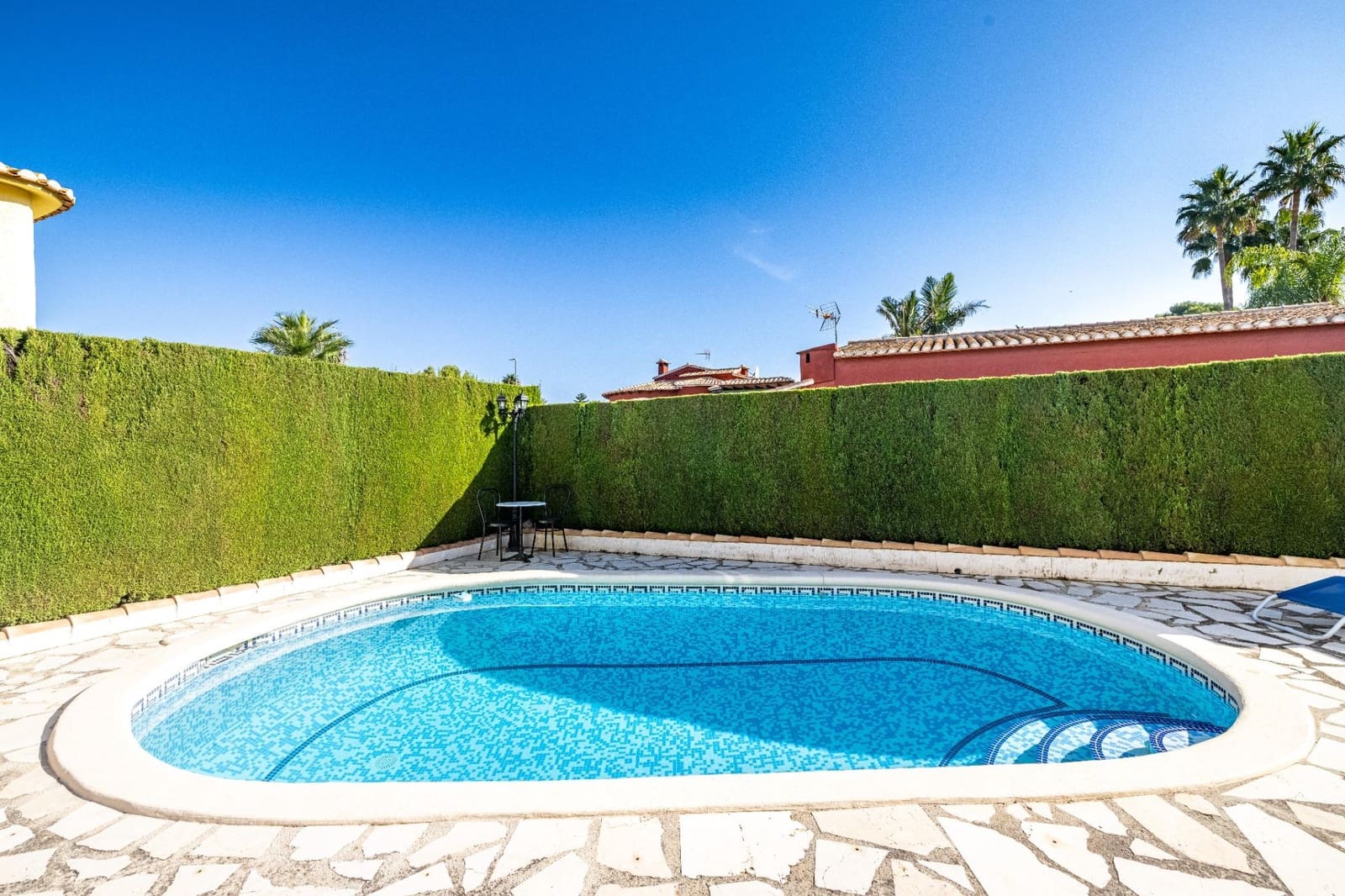 4 bedroom Villa for sale in Denia with pool garage - € 550,000 (Ref: 9637563)