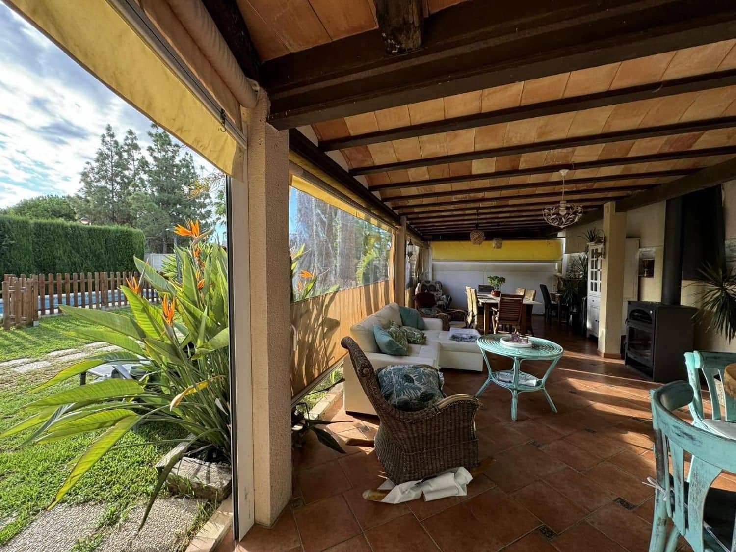 5 Zimmer Villa zu verkaufen in Els Poblets mit Pool - 648.000 € (Ref: 9637570)