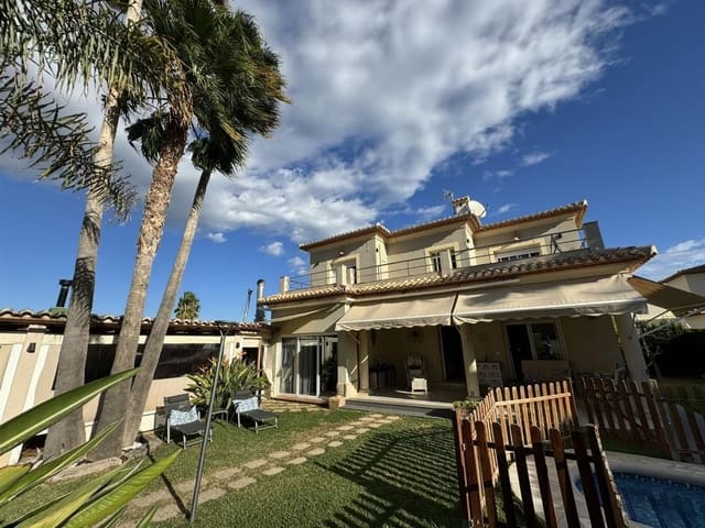 5 Zimmer Villa zu verkaufen in Els Poblets mit Pool - 648.000 € (Ref: 9637570)
