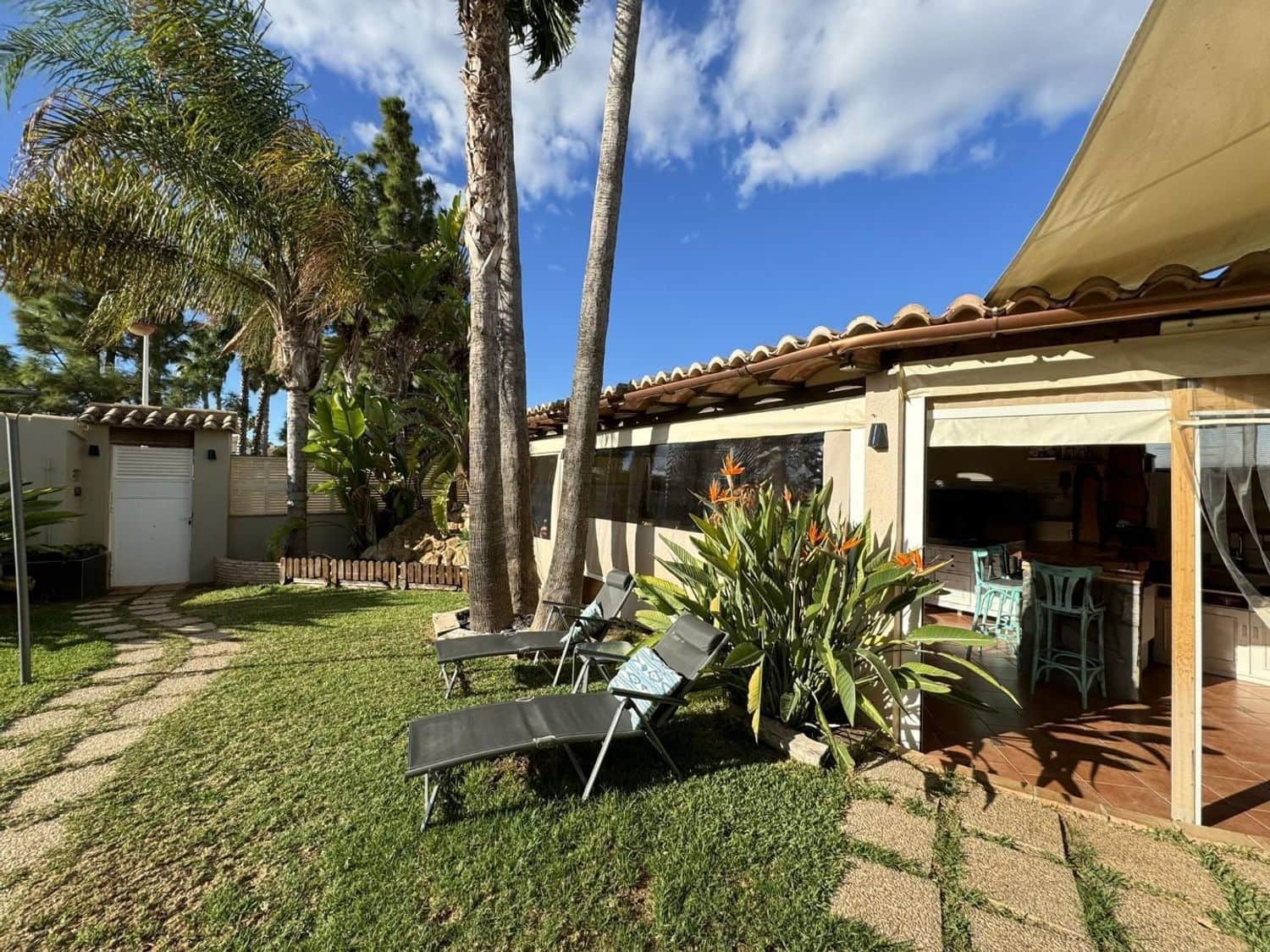 5 Zimmer Villa zu verkaufen in Els Poblets mit Pool - 648.000 € (Ref: 9637570)