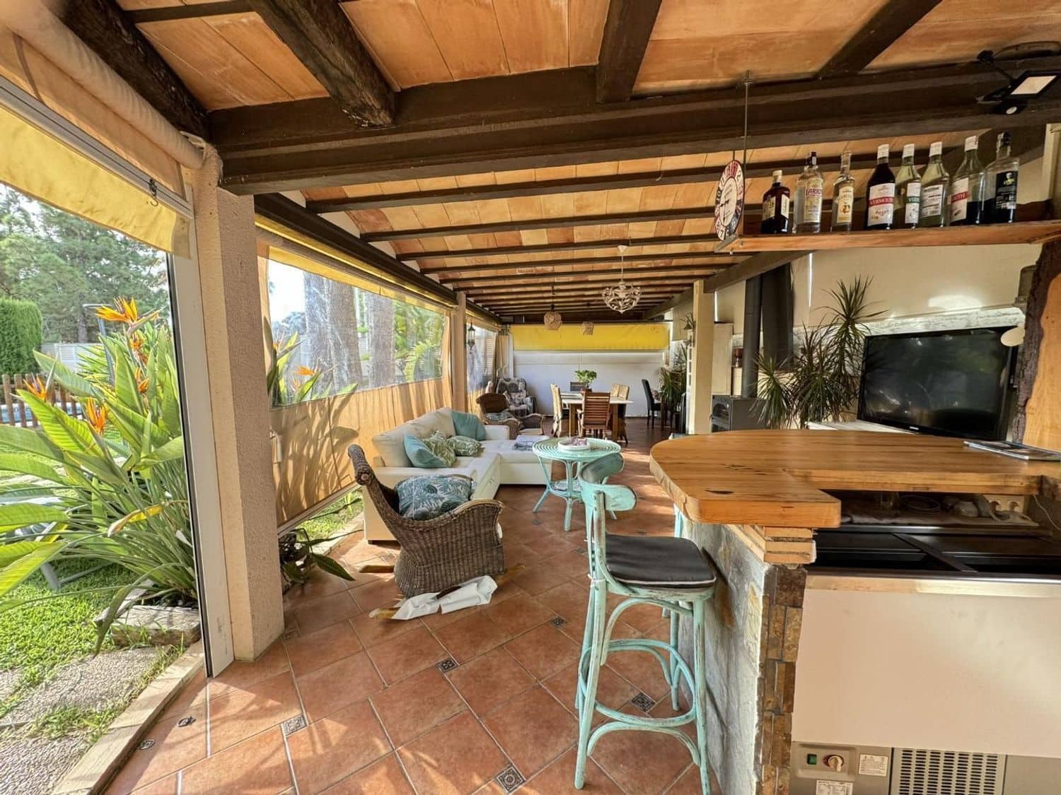 5 Zimmer Villa zu verkaufen in Els Poblets mit Pool - 648.000 € (Ref: 9637570)