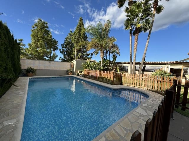 5 bedroom Villa for sale in Els Poblets with pool - € 648,000 (Ref: 9637570)