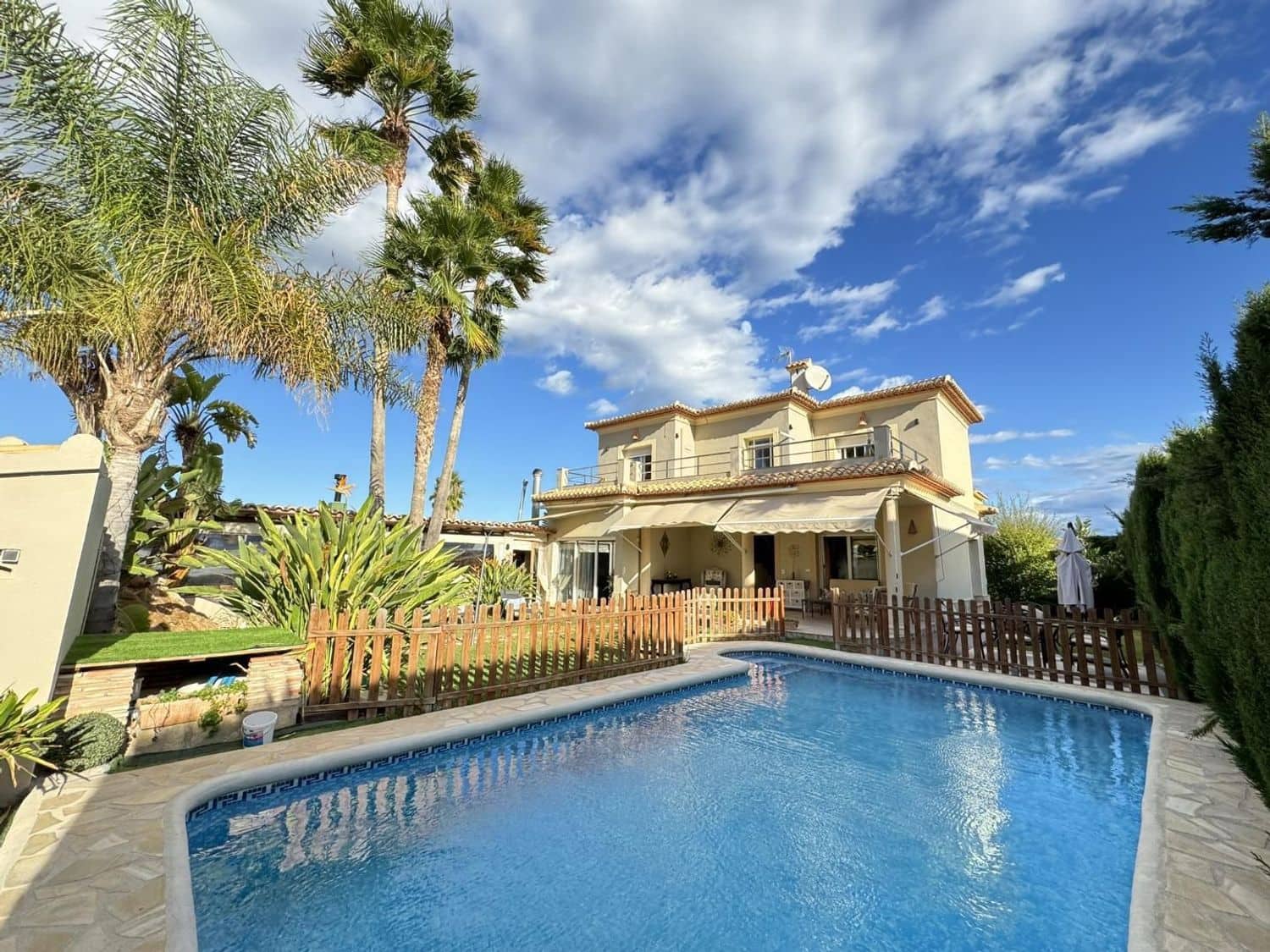 5 chambre Villa/Maison à vendre à Els Poblets avec piscine - 648 000 € (Ref: 9637570)