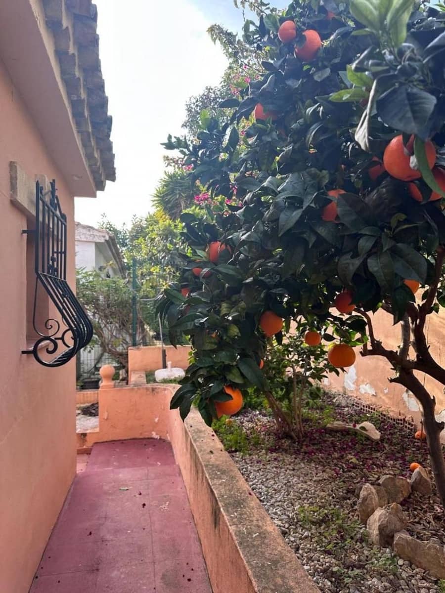 3 makuuhuone Huvila myytävänä paikassa Senija mukana uima-altaan - 320 000 € (Ref: 9637576)