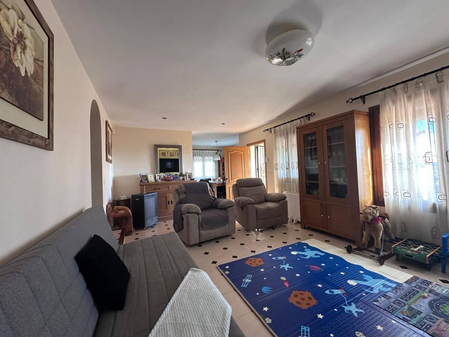 3 makuuhuone Huvila myytävänä paikassa Senija mukana uima-altaan - 320 000 € (Ref: 9637576)