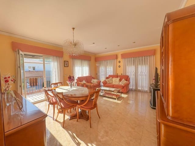 3 chambre Villa/Maison à vendre à Pedreguer avec piscine garage - 449 000 € (Ref: 9637583)