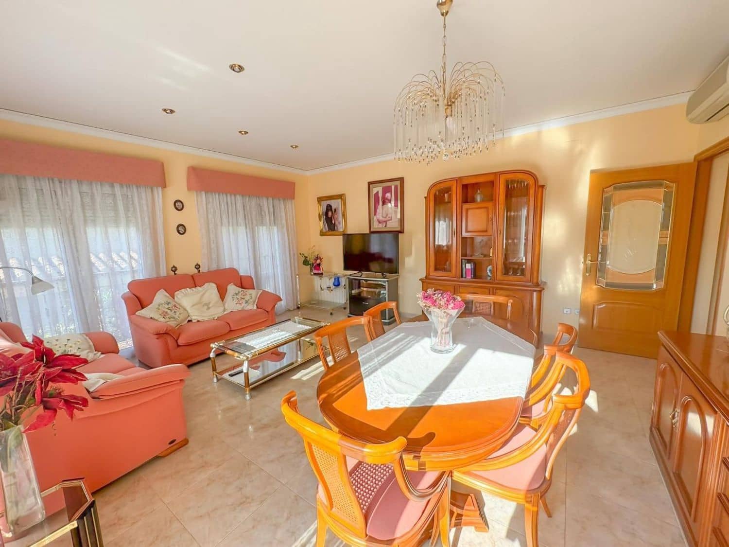 3 chambre Villa/Maison à vendre à Pedreguer avec piscine garage - 449 000 € (Ref: 9637583)